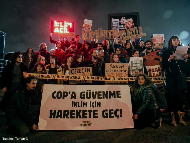 Küresel İklim Grevinde Aktivistler İstanbul’dan Seslendi